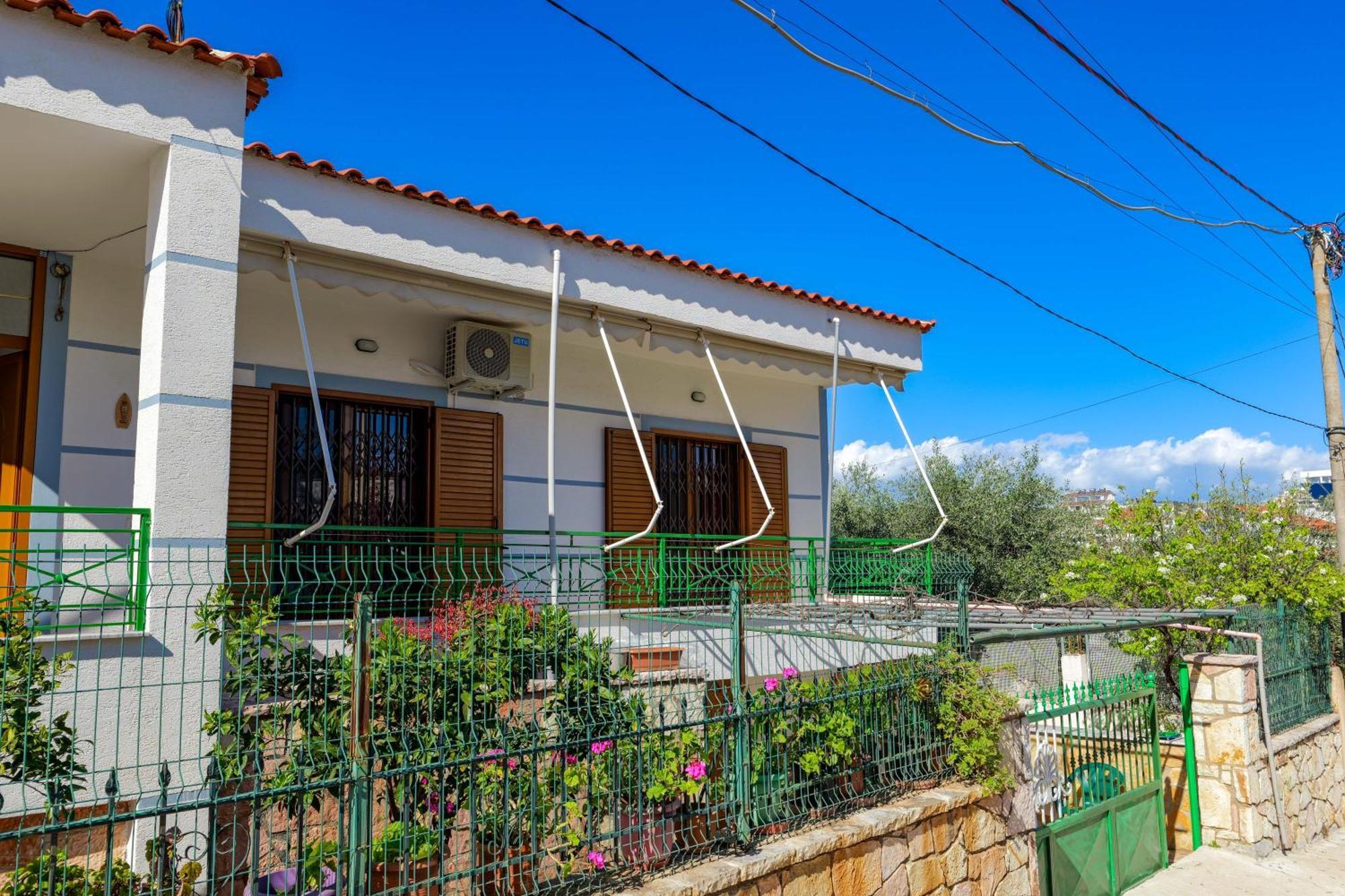 Cozy Apartments Downtown Ksamil Dış mekan fotoğraf